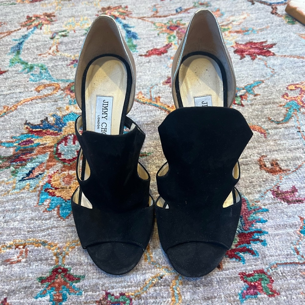 Jimmy Choo black and gold heels. Size 39.5. 5” heel.